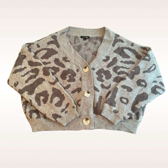 Paper Moon button front animal print cardigan sweater - Picture 1 of 12